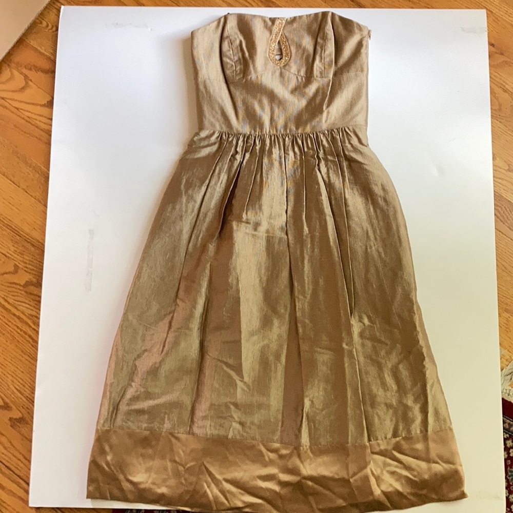 Dress by laundry
